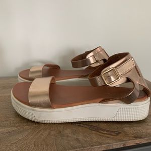 Metallic Mia Platform Sandals, size 3 (big girls)